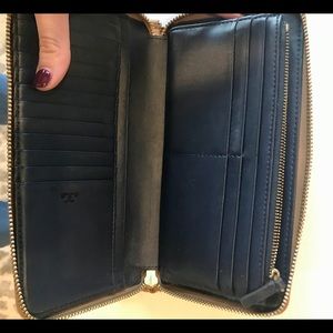 Tory Burch wallet